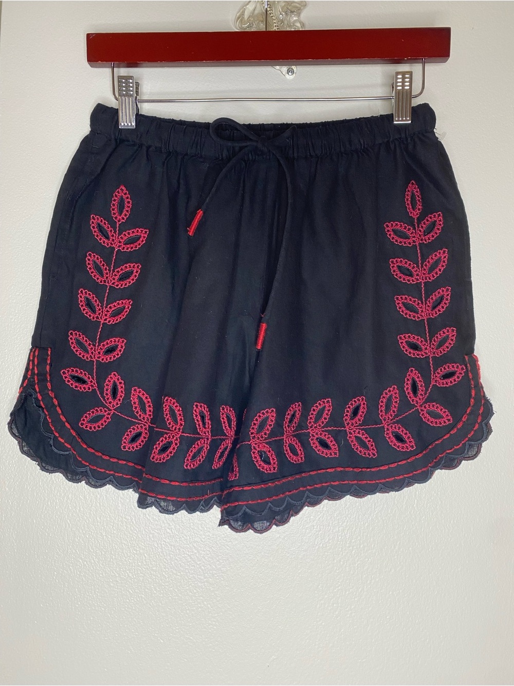 NWT! Zara Black High-Waist Linen Cotton Blend Relaxed Fit Embroidered Shorts -XS